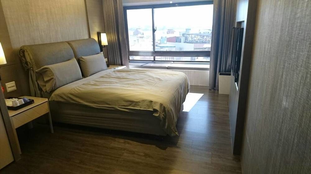 Open Room Hotel Tansuj Kültér fotó