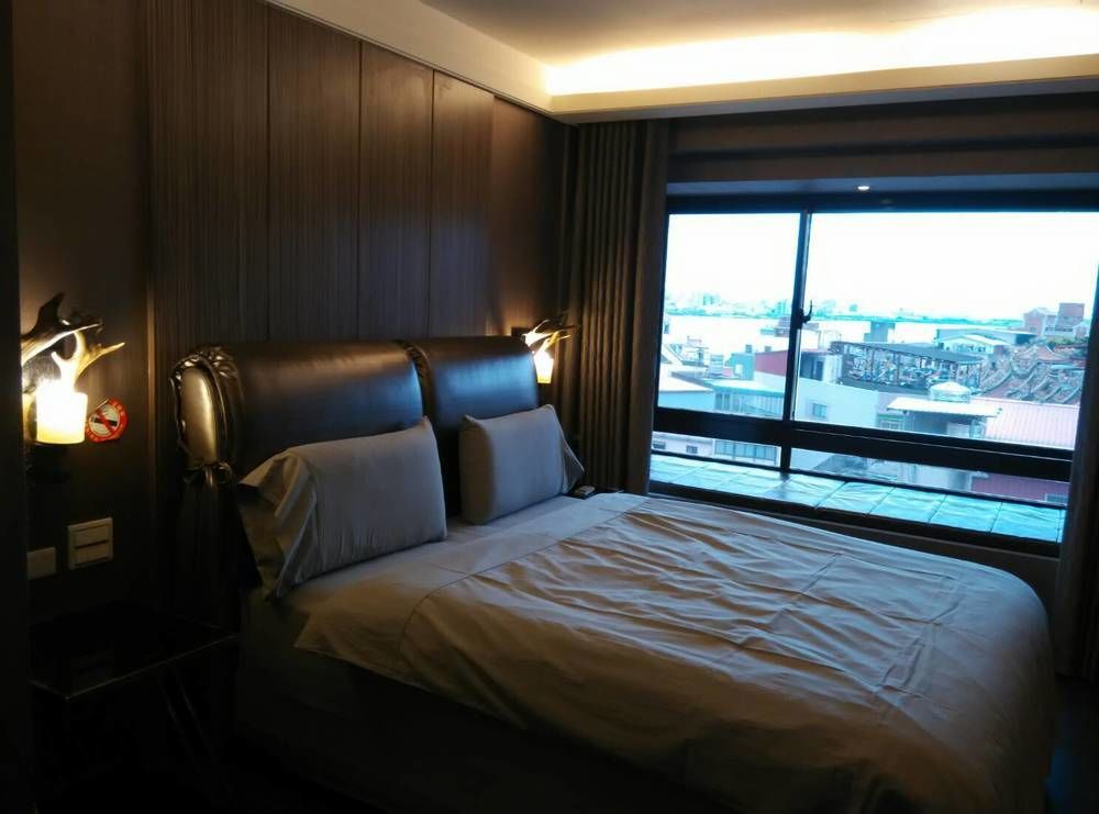 Open Room Hotel Tansuj Kültér fotó